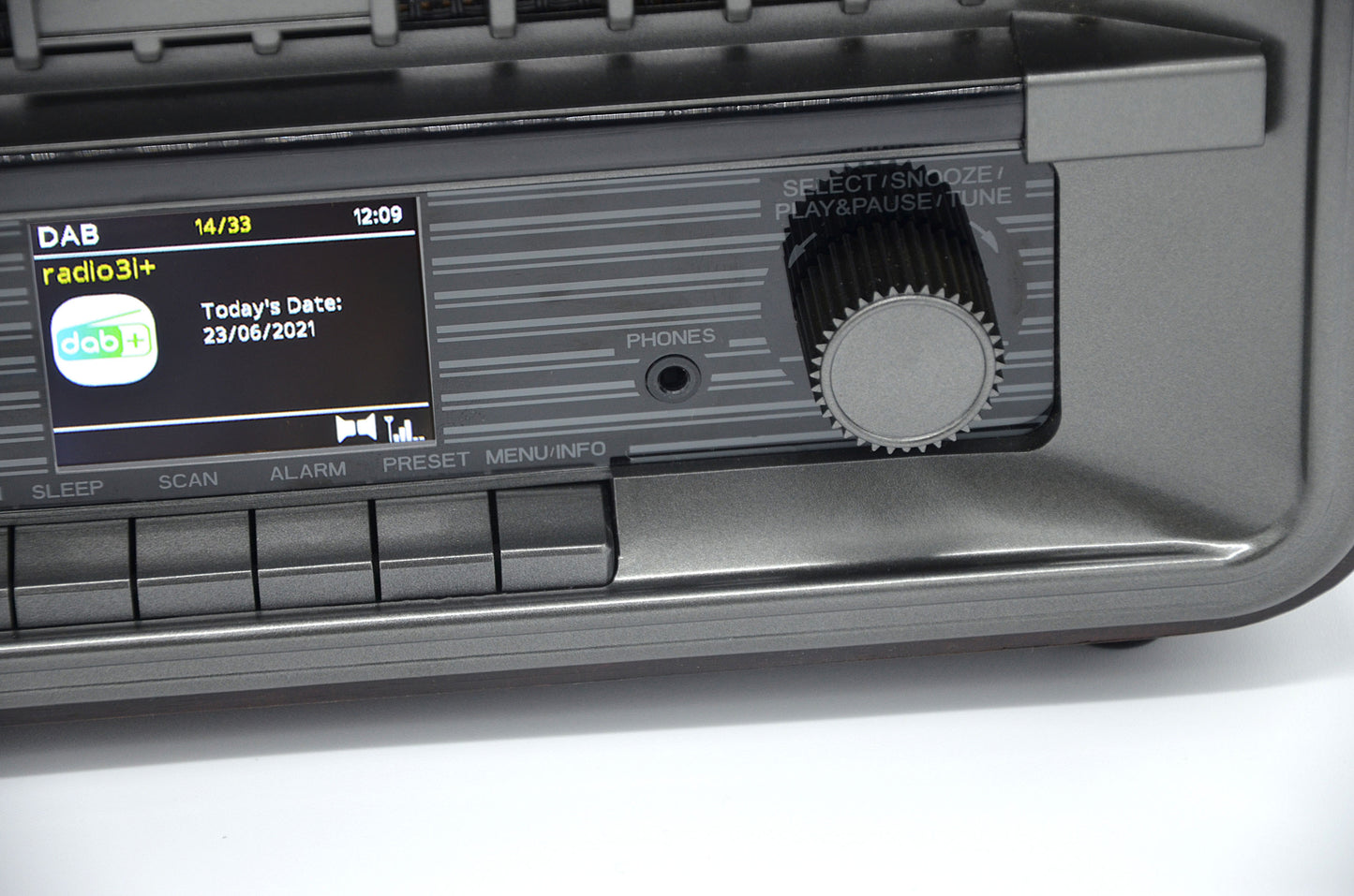Radio style vintage HRA-270D+BT Roadstar